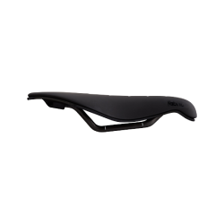 FABRIC TRI PRO FLAT SADDLE BKB 134MM