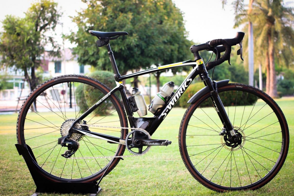 จักรยานเสือหมอบ S-WORKS ROUBAIX จับคู่ชุดล้อเสือหมอบ Gravel Zipp 101 XPLR