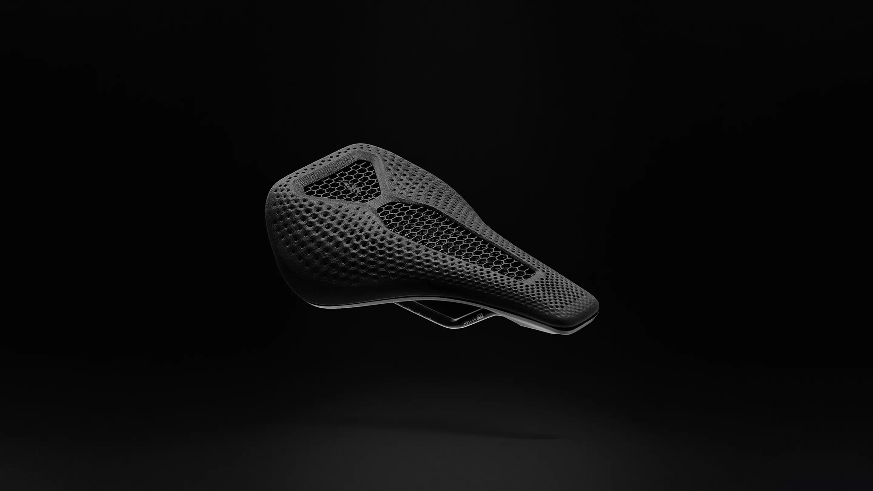 ROAD-9096_PowerEVOMirror_PDP_1